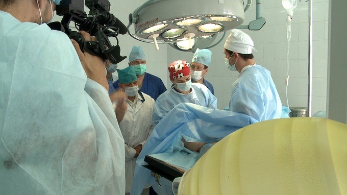 Столичные онкологи проводят мастер-класс для оренбургских коллег
